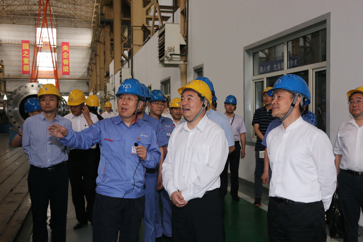 郝鹏参观调查优德88集团所属企业电机公司